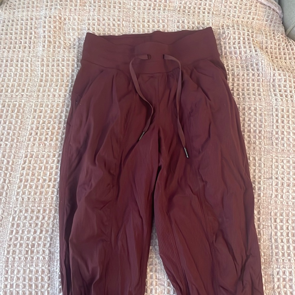 Maroon size 2 Lululemon dance studio pants.